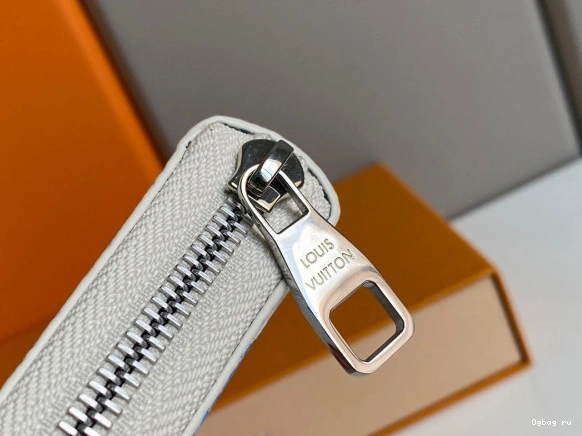 WALLET LOUIS VUITTON ZIPPY 0722